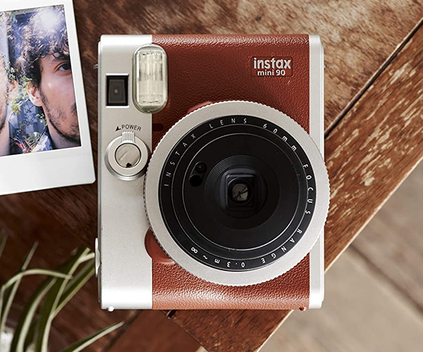 Fujifilm Instax מיני מצלמה מיידית