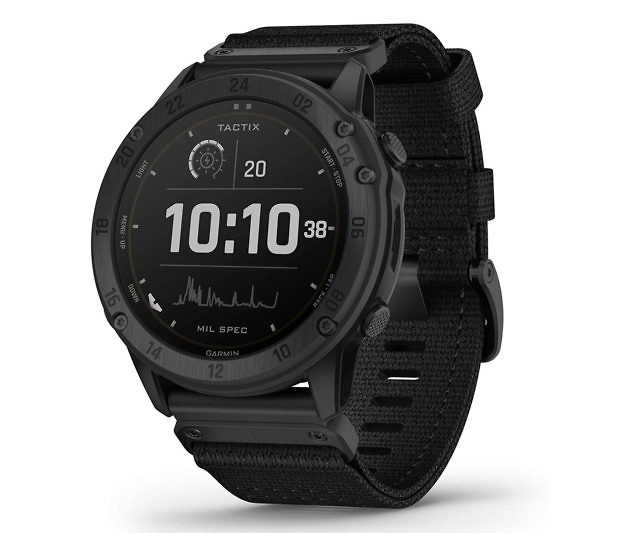 שעון Garmin Tactix Delta המופעל על ידי שמש