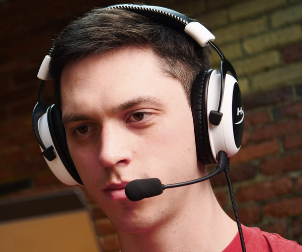 אוזניות גיימינג HyperX Cloud II
