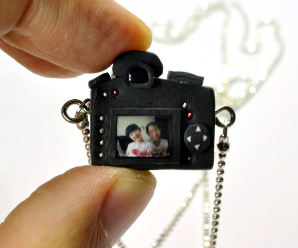 שרשרת DSLR מותאמת אישית